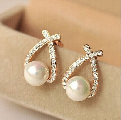 Nice shopping!! 2016 Fashion Gold Crystal Stud Earrings Brincos Perle Pendientes Bou Pearl Earrings For Woman E130-Low Cost Product-Low Cost Product